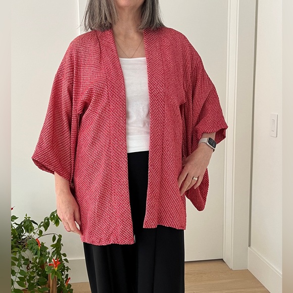 HAORI Kimono Sleeve Japanese Jacket Red Textured Fabric Jacquard Floral Lining - Picture 10 of 16